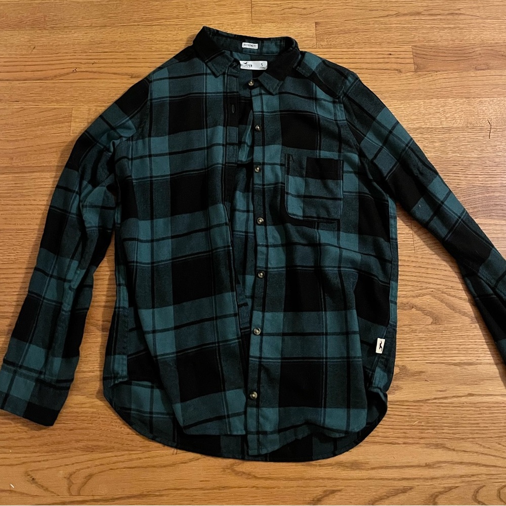 NWOT🥑🥑green & black hollister flannel
